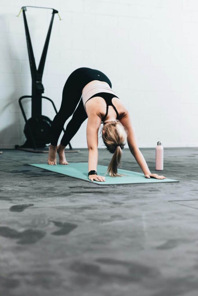 Yoga Übung Herabschauender Hund