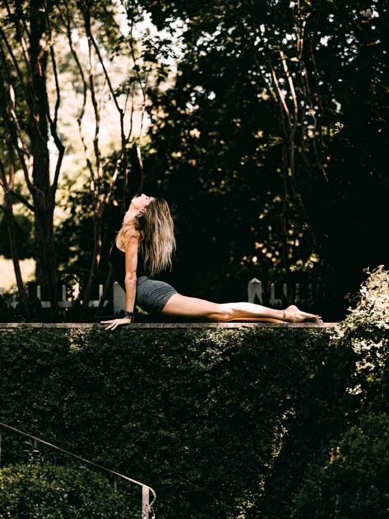 Yoga Übung Kobra